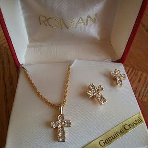 Gold/crystal cross necklace set